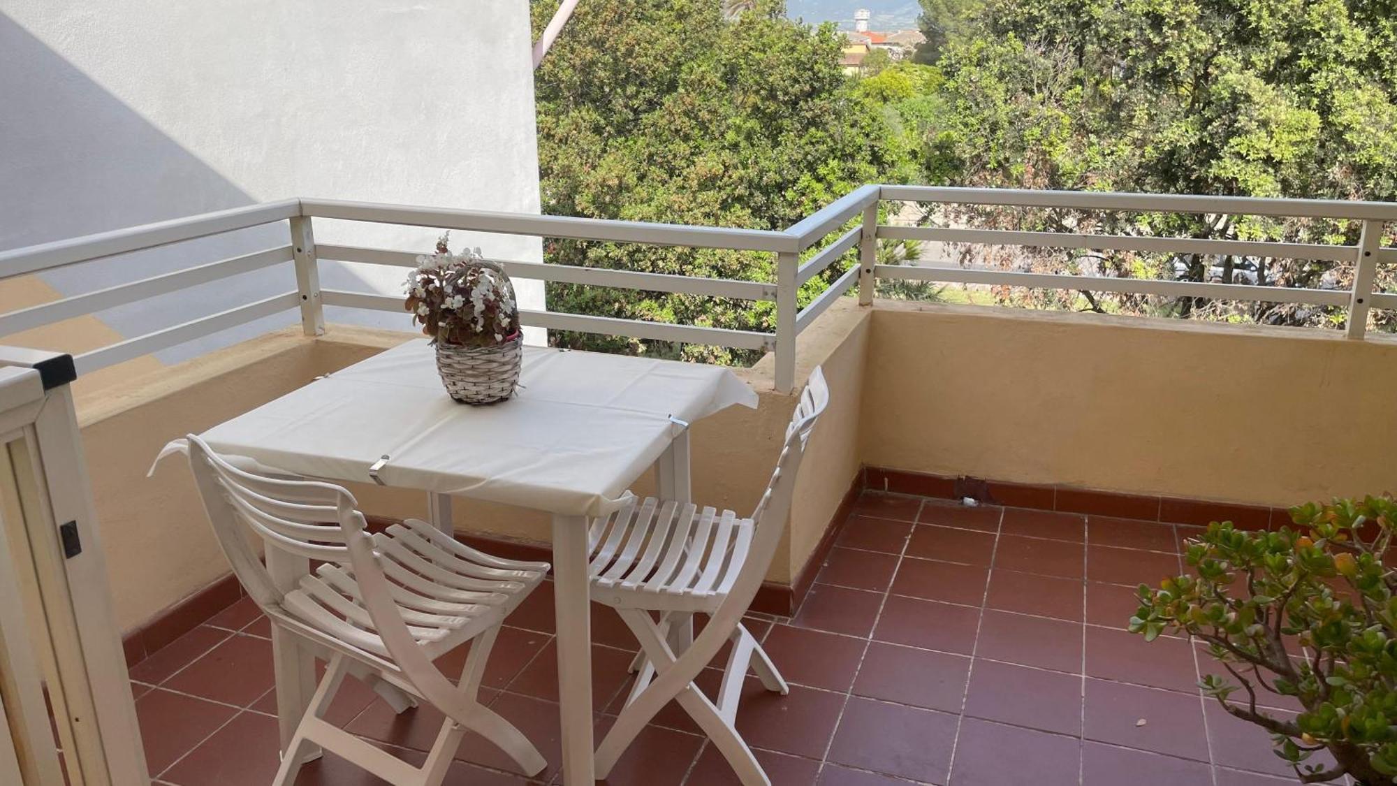 Casa Vacanze Da Roberta A Pochi Km Da Oristano Simaxis Exterior photo